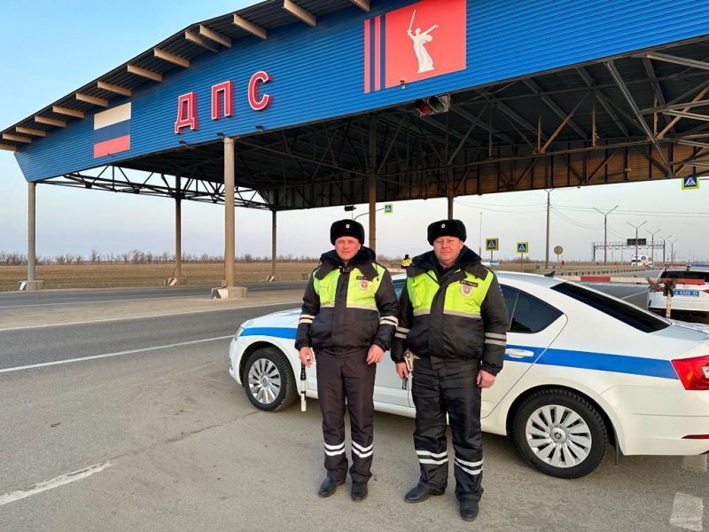 Житель Иловлинского района выразил благодарность Волгоградским госавтоинспекторам за оказание помощи